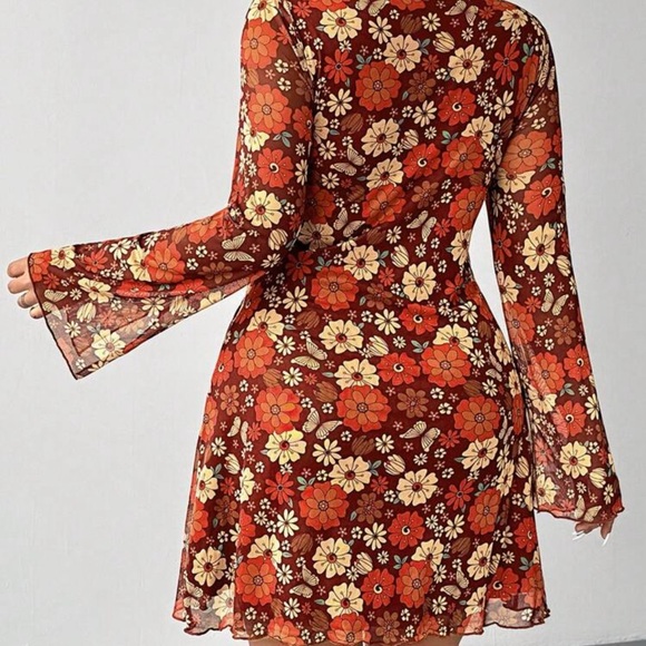 SHEIN Red and Orange Floral Mini Dress - Picture 2 of 4